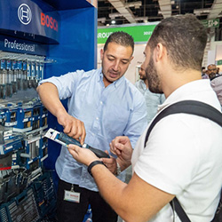 تعزيز مكانتك في القطاع